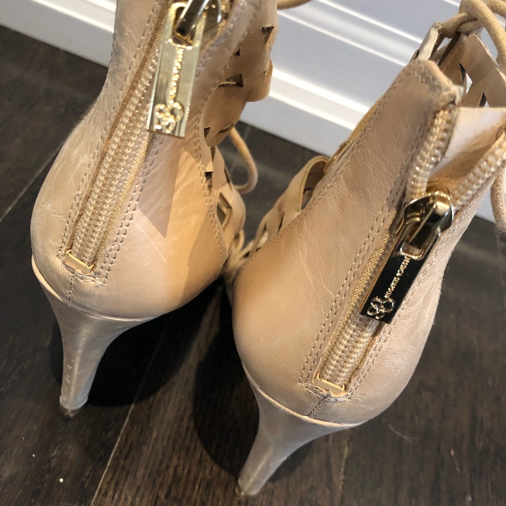 Jessica Simpson heels - Picture 3 of 3